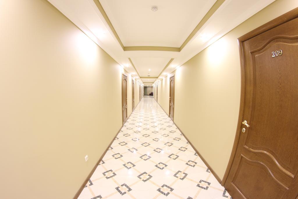Sky Luxe Hotel アスターナ エクステリア 写真